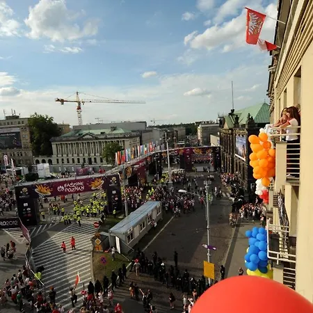 Very Berry - Old Town, Parking, Lift, Reception 24h Hostel Poznan