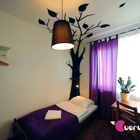 旅馆 Very Berry - Old Town, Parking, Lift, Reception 24h